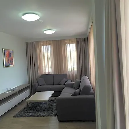 La Casa Хотел