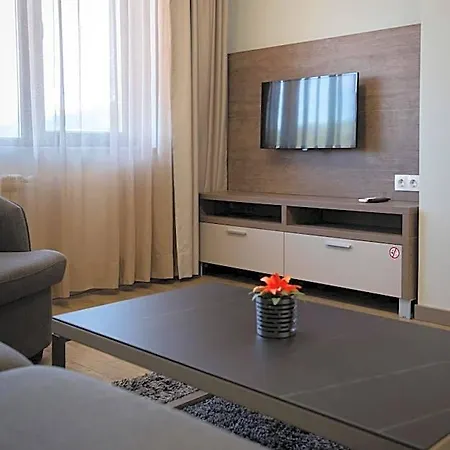 La Casa Хотел Дорково